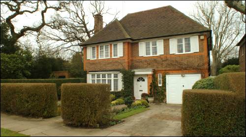 01 Chalton Drive